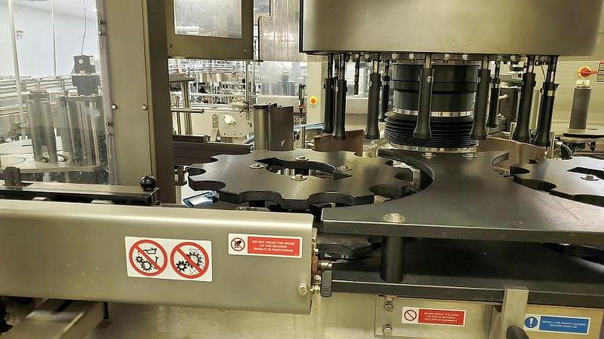 Used Used Sacmi Kube K20 rotary modular pressure sensitive labeler
