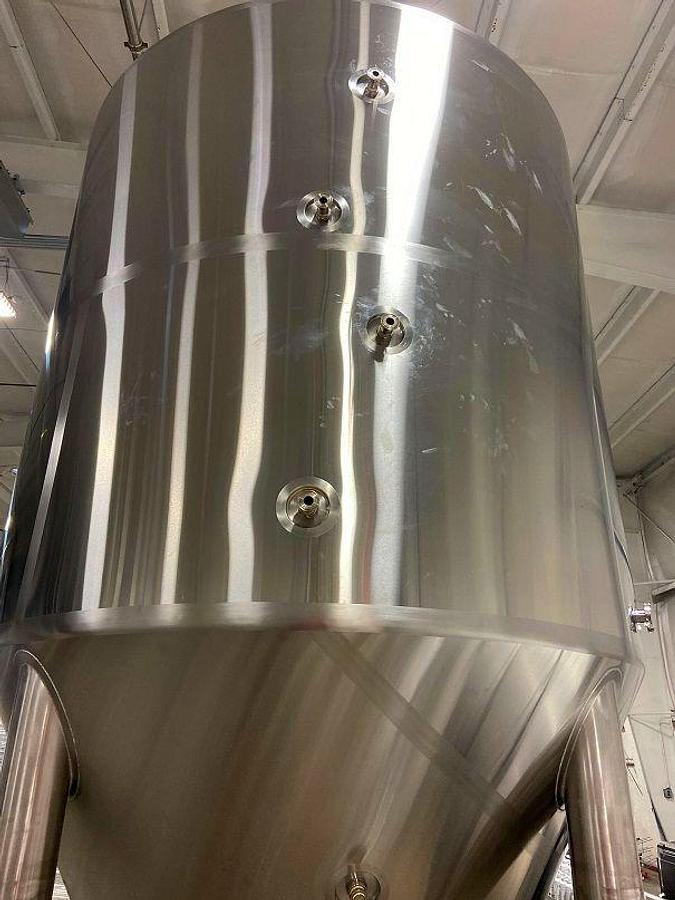 Used (1) Available - Used Alpha 60 bbl/ 1860Gal Jacketed Unitank Fermenter
