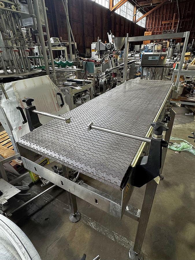 Used Used Bevco Mat top belt conveyor