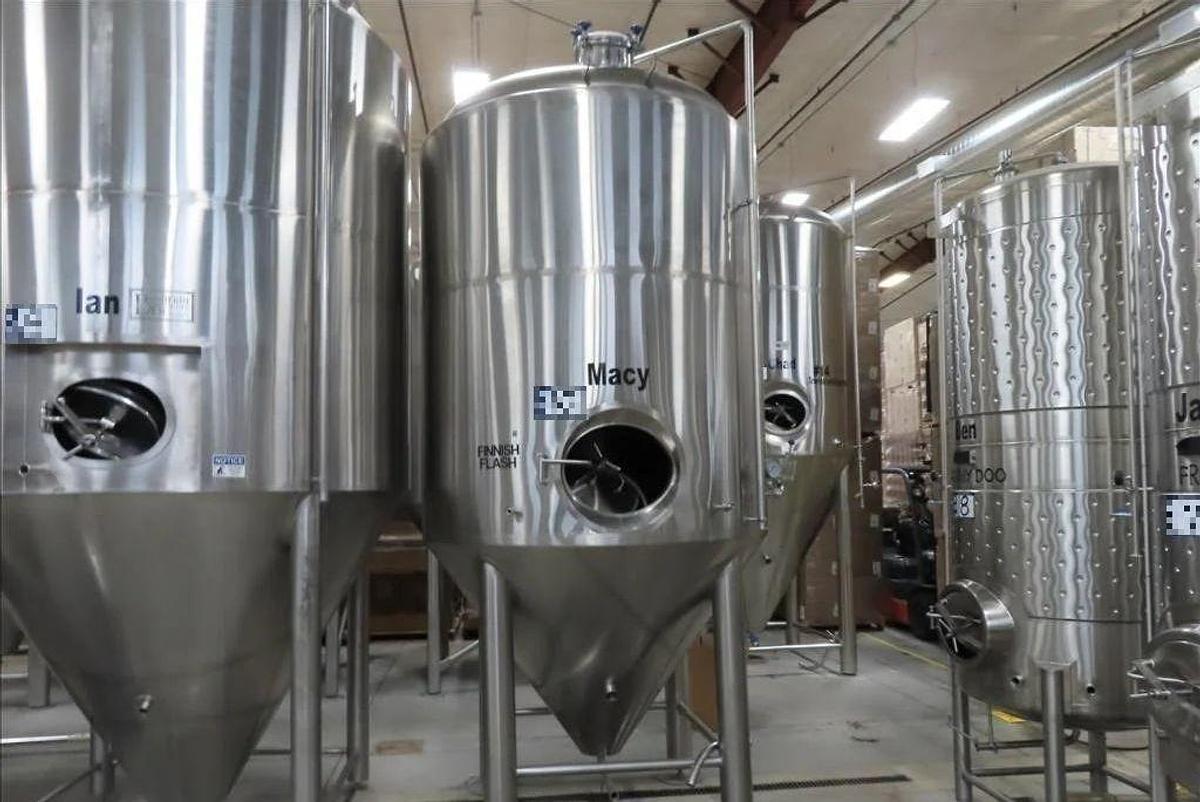 Used (2) Available - Used 40bbl / 1240 Gal jacketed conical fermenters - 