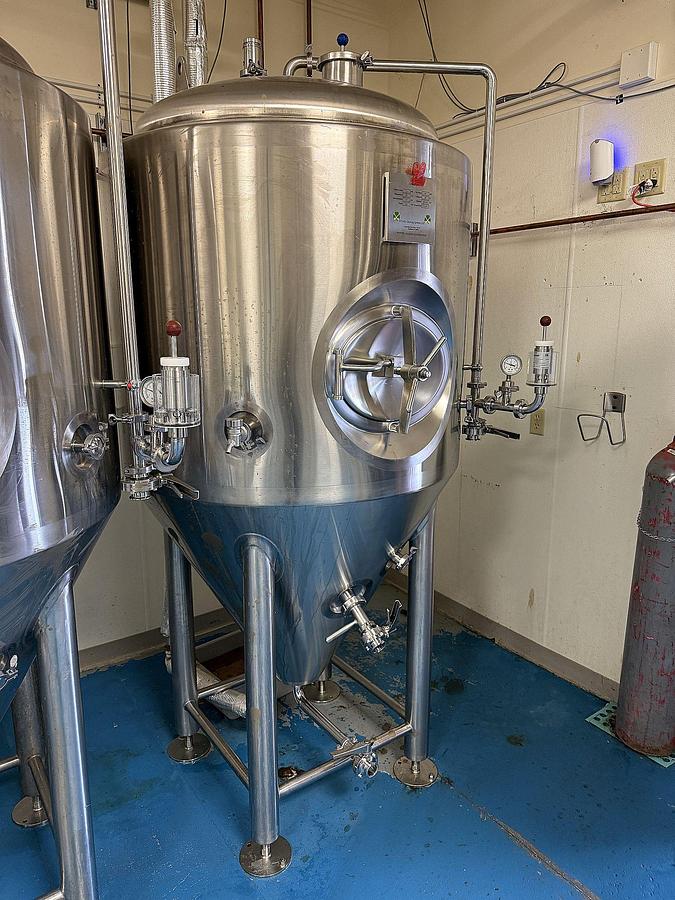 Used Used 5bbl Brewhouse with Cellar