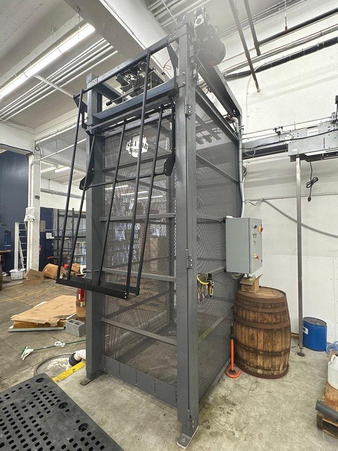 Used 2019 SKA Fabricting Can-I-Bus Depalletizer