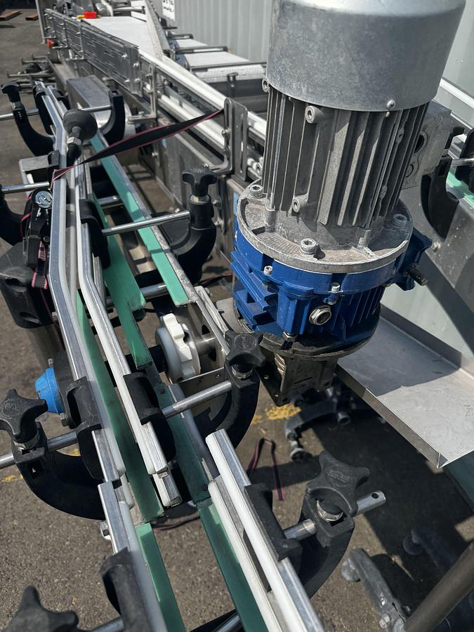 Used Alliance Infeed/ Dump conveyor