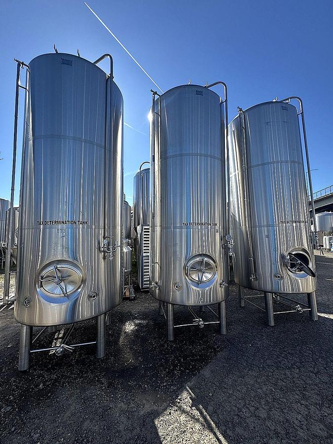 Used (3) Available - Used JT Brewing 40 bbl / 1240 Gal jacketed brite tanks