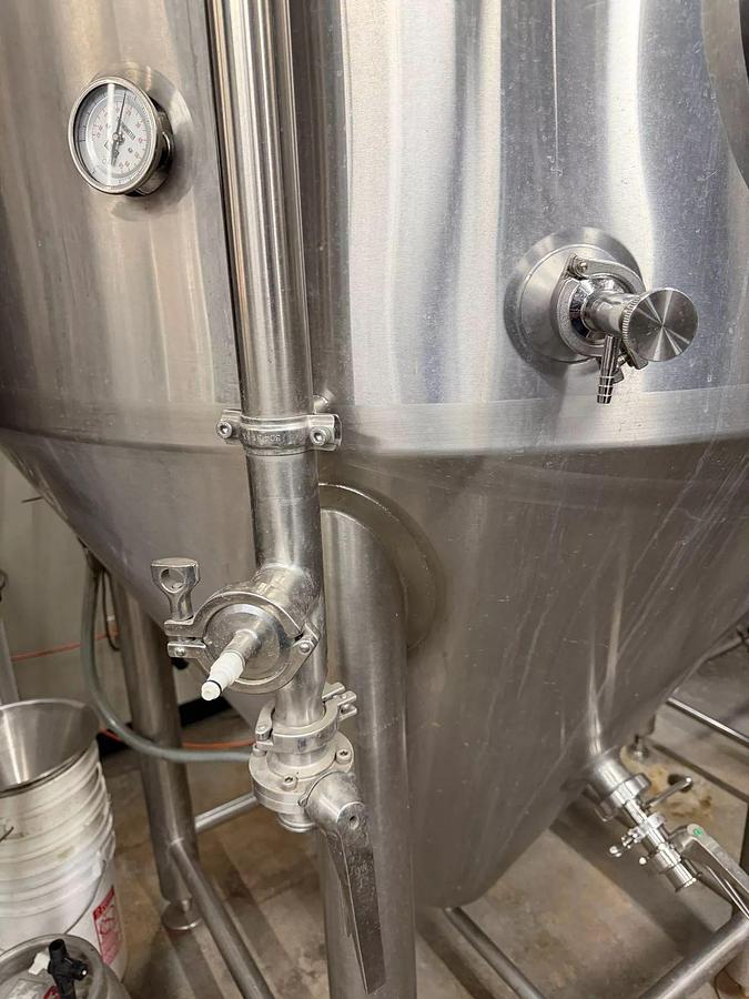 Used (3) Available - Used GW Kent 15bbl / 465Gal jacketed fermenters / storage tanks
