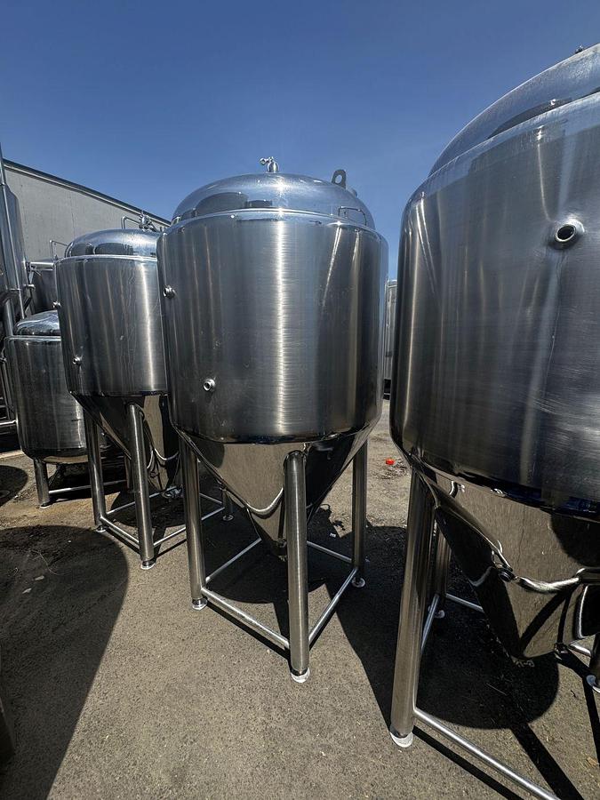 Used (3) Available - Used 7bbl / 217 Gal conical jacketed Glacier Tank fermenters