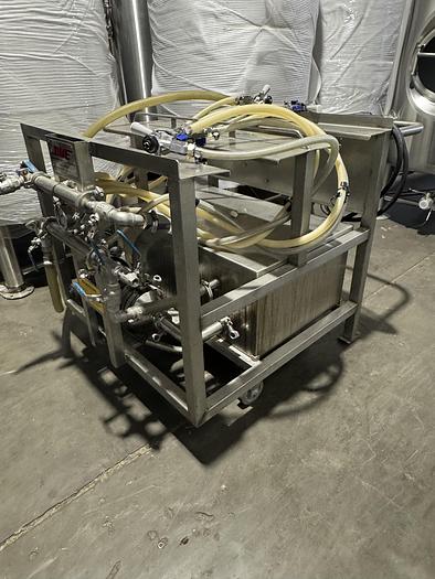Used DME 4 head manual keg washer