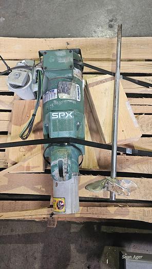 Used Lightnin X5P Portable agitator