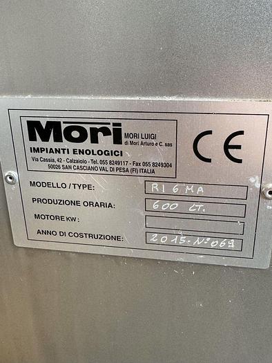 Used Used Mori 6 spout gravity filler