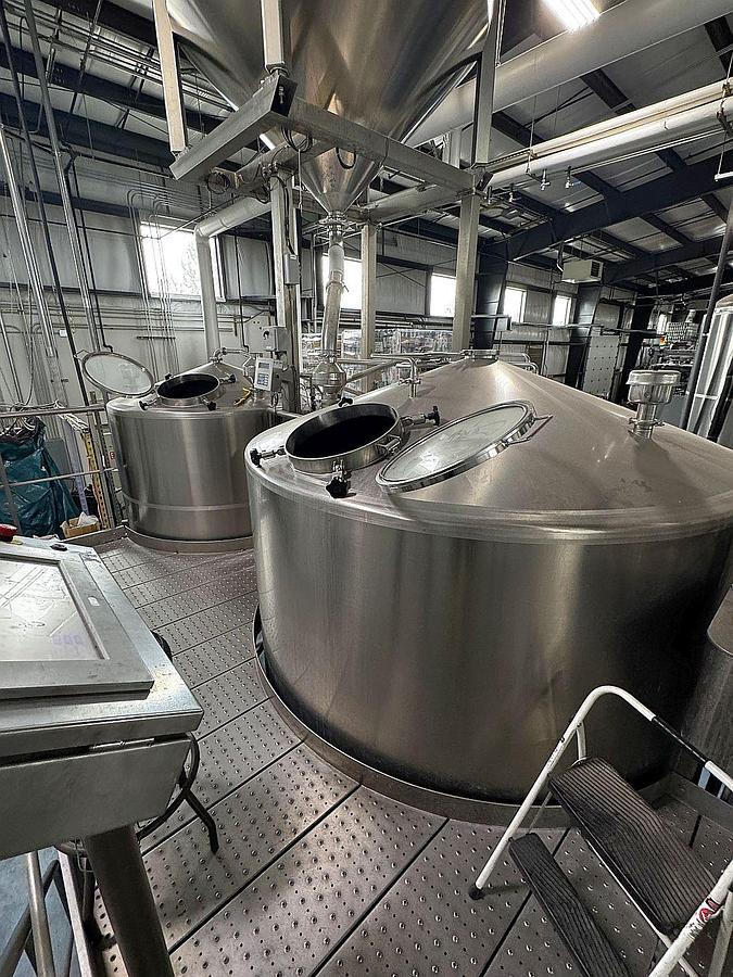 Used Prospero 30 bbl 4 vessel brewhouse with HLT, CLT. and grist case