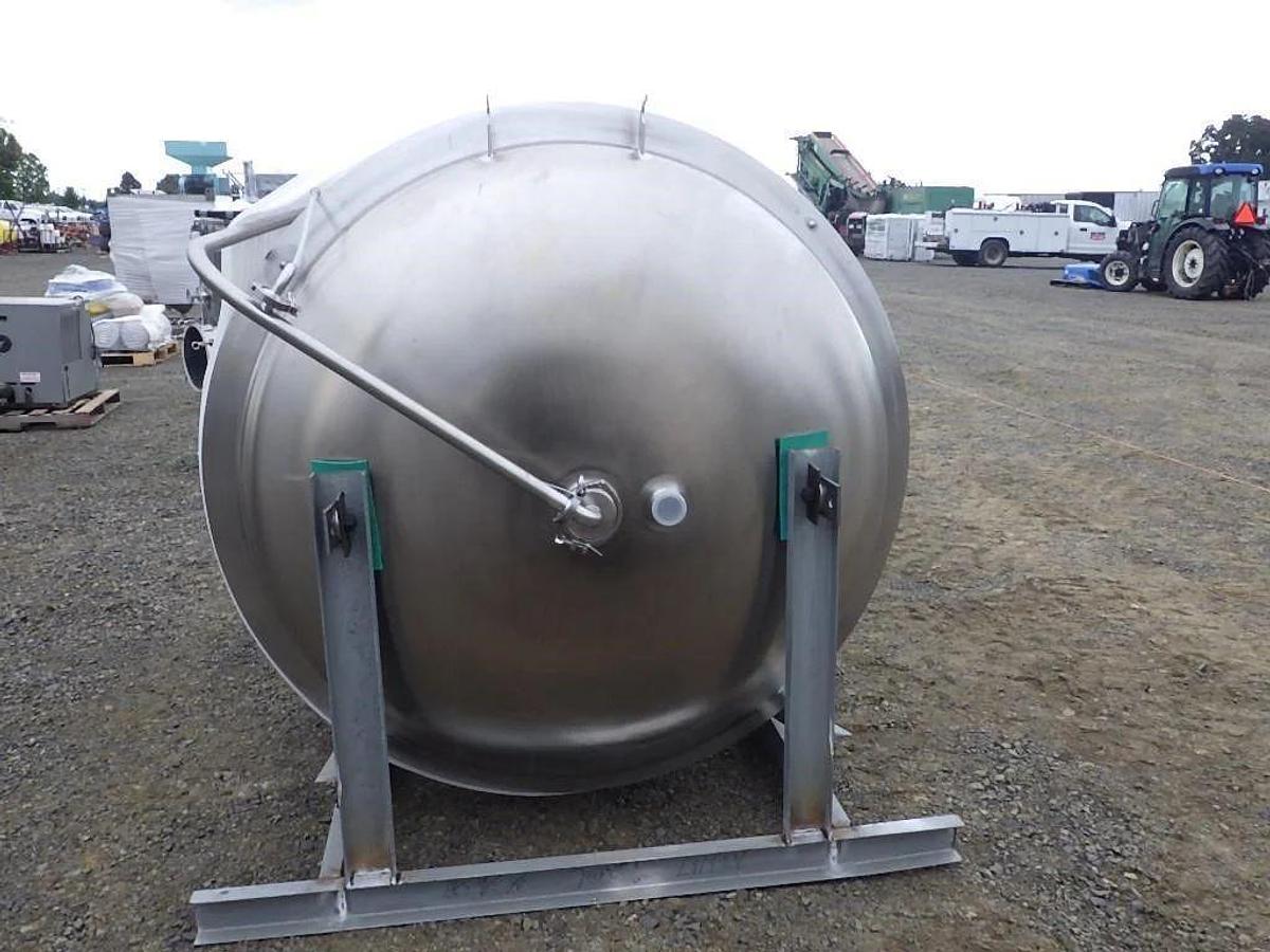 Used (2) Available - Previously sold 20 bbl/2500L/660Gal jacketed brite tank