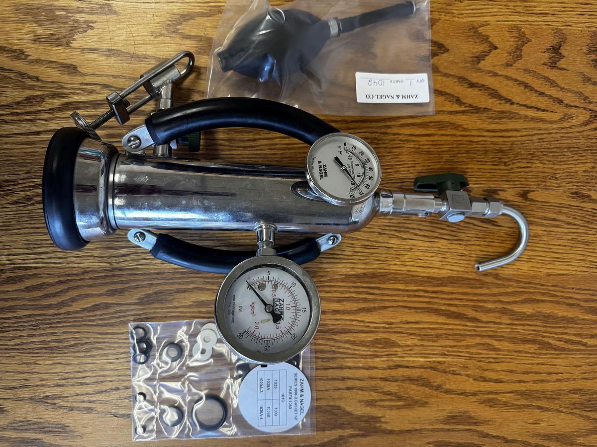 Used Used Zahm SS60 Series 1000 CO2 tester