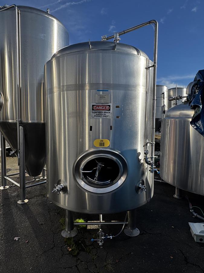 Used (2) Available - Used Blackstone BSV 30 bbl / 930Gal jacketed bbt / storage tank