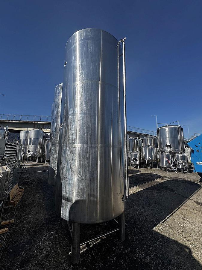 Used (3) Available - Used JT Brewing 40 bbl / 1240 Gal jacketed brite tanks