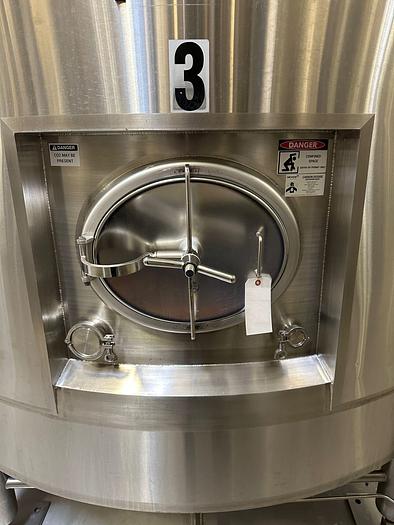 Used (1) Used Newlands 132BBL/ 4100 Gallon Jacketed Brite Tank