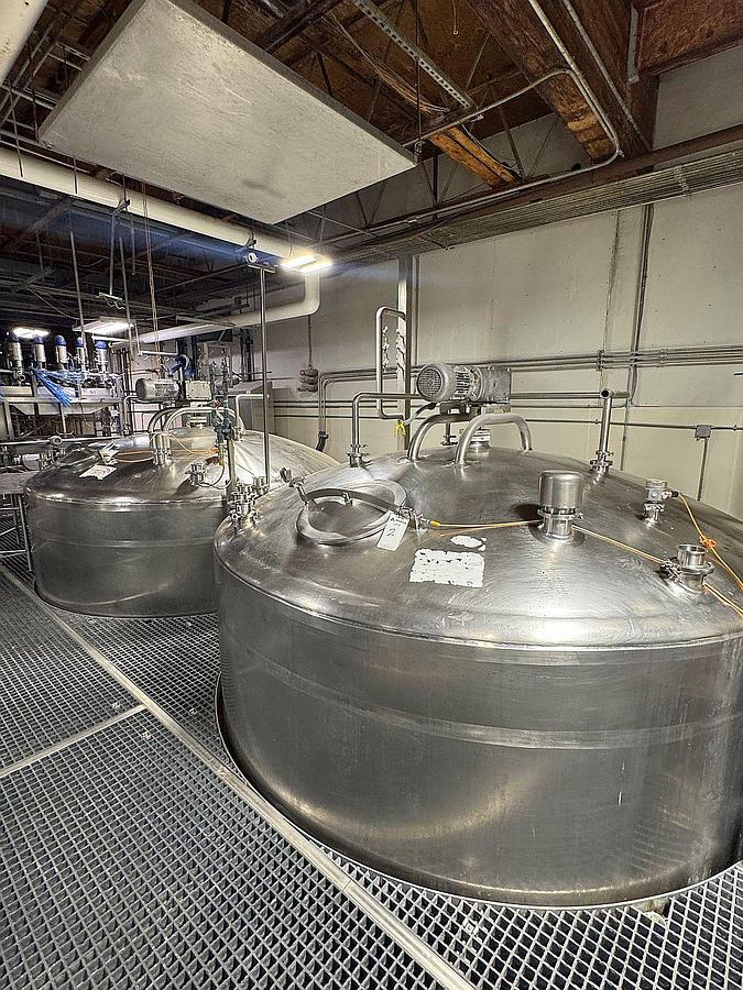 Used (6) Available - Feldmeier 5000 Gallon Insulated Dome Top Mix Tank
