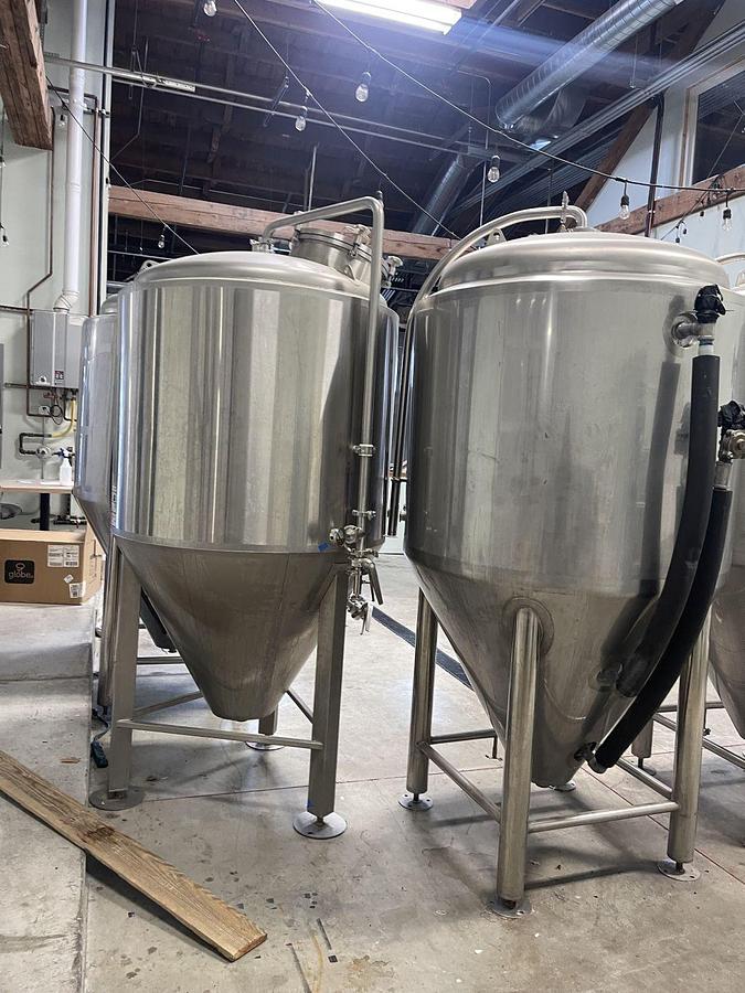 Used (1) Used PKW Portland Kettle Works 7 bbl Jacketed Fermenter - 217 Gal