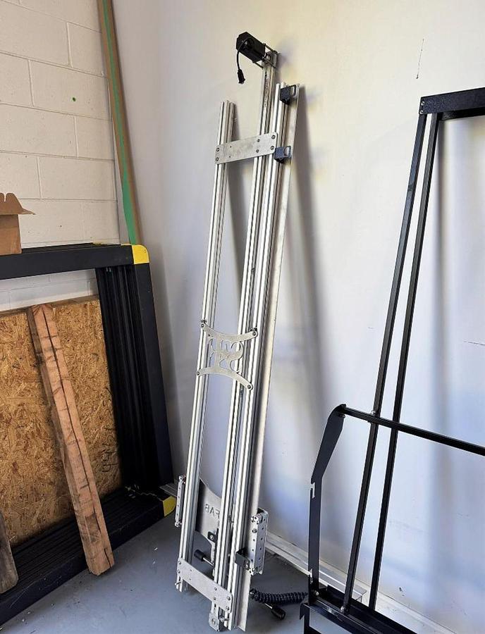 Used SKA Can-I-Bus Half Height can depalletizer