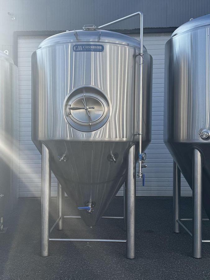 Used (1) Available - NEVER USED - Cassman 30 bbl/ 930gal unitank fermenter
