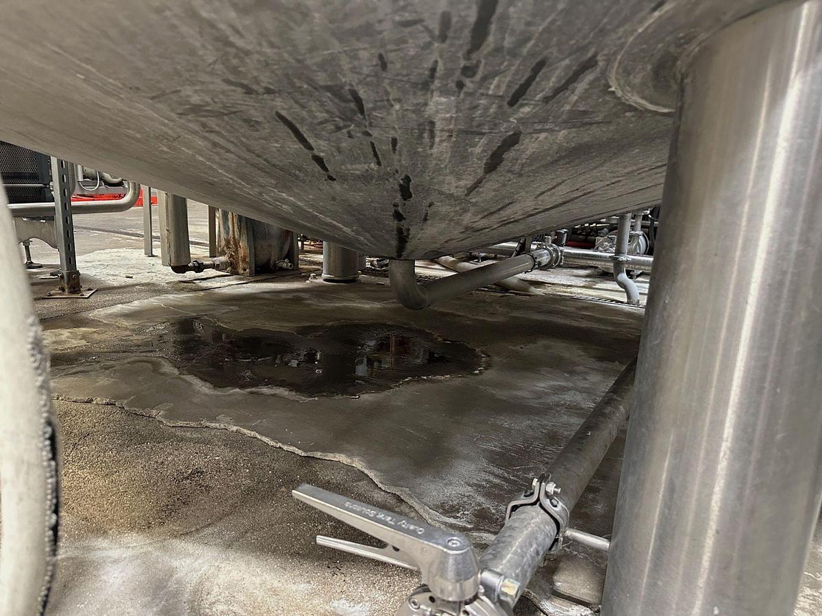 Used (1) Available - Used JV Northwest 170bbl / 5270Gal jacketed/insulated storage tank - HLT