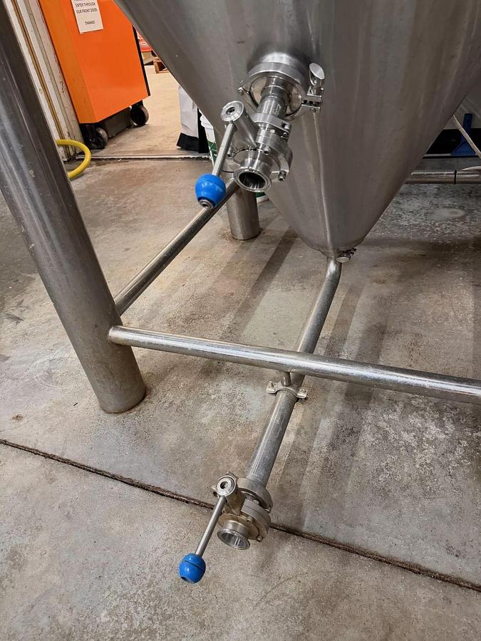 Used (1) Available - Used Glacier Tanks 20 bbl / 620Gal jacketed conical fermenter / storage tank