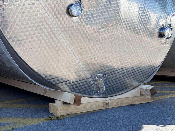 New Stock Letina 24800L / 6550 Gallon jacketed fermenter/bulk storage blending tank