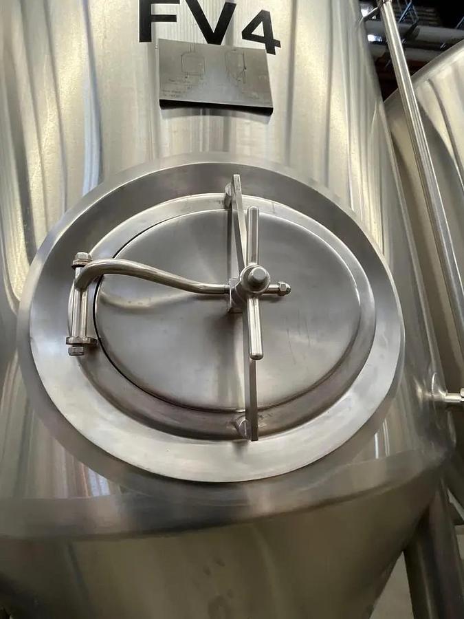 Used (1) Used Pacific Brewery 30 bbl / 930 Gallon Conical Unitank Fermenter