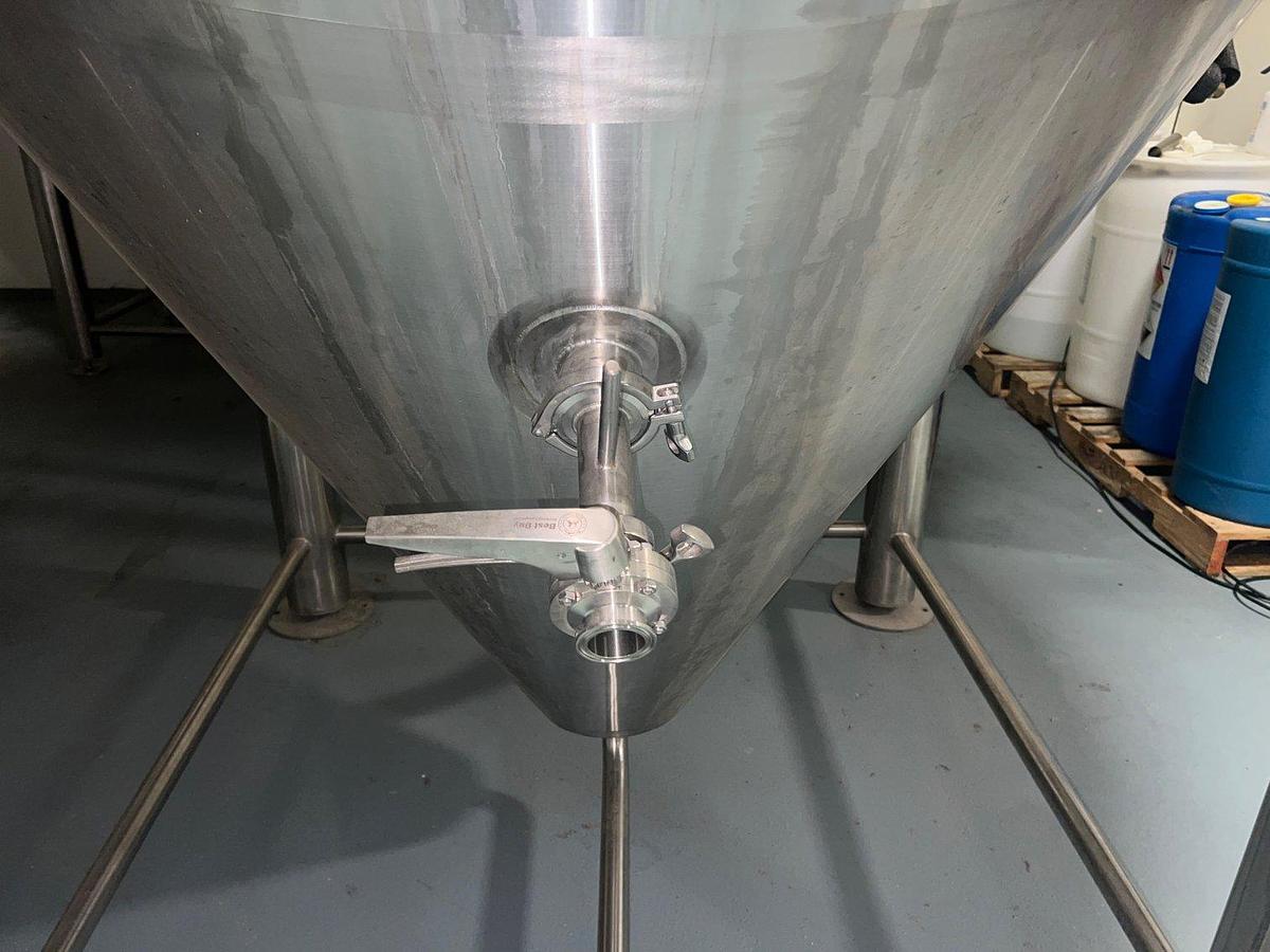 Used (2) Available - Used BestBrew 40 bbl / 1240 Gal conical jacketed unitank fermenters
