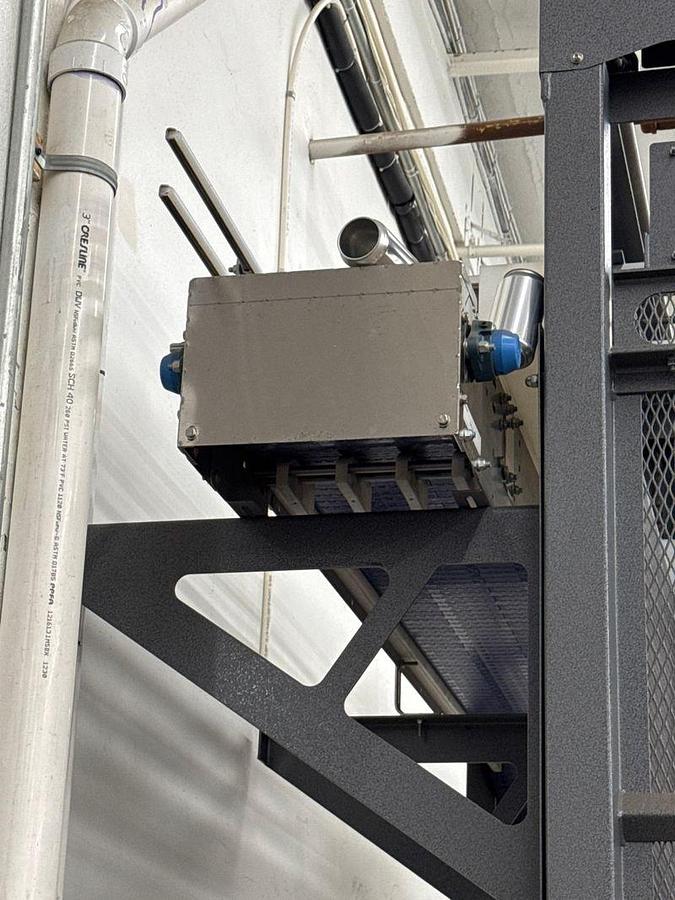 Used 2019 SKA Fabricting Can-I-Bus Depalletizer