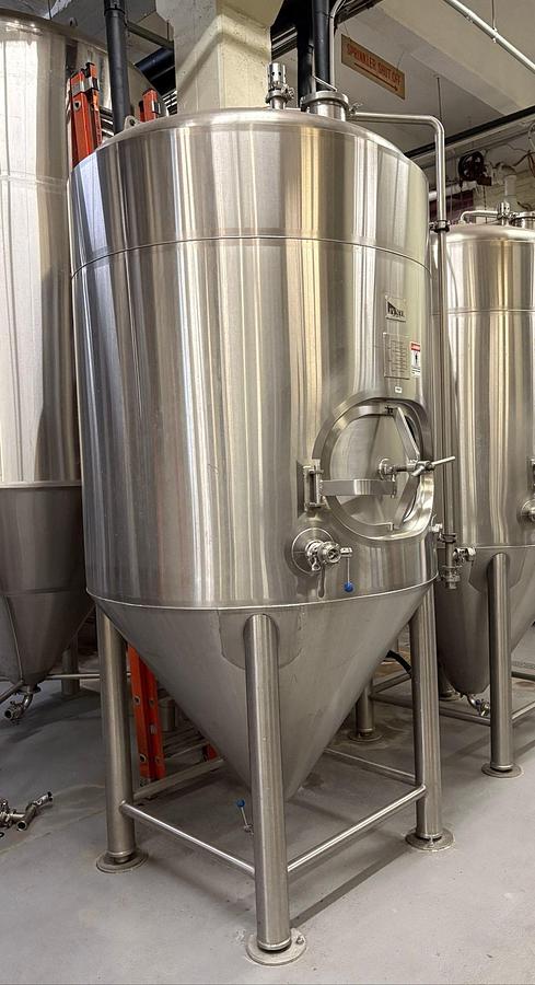 Used (2) Available - Used JV Northwest 20 bbl / 620 Gallon Jacketed Unitank fermenter
