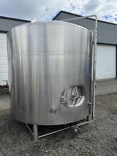 Used (1) Avaiable - Used Cratwerk 80 bbl / 2480Gal jacketed brite tank