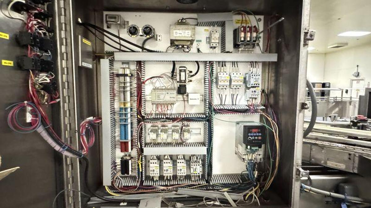 Used 2006 BEVCO 150 Gripper Rinser/Air