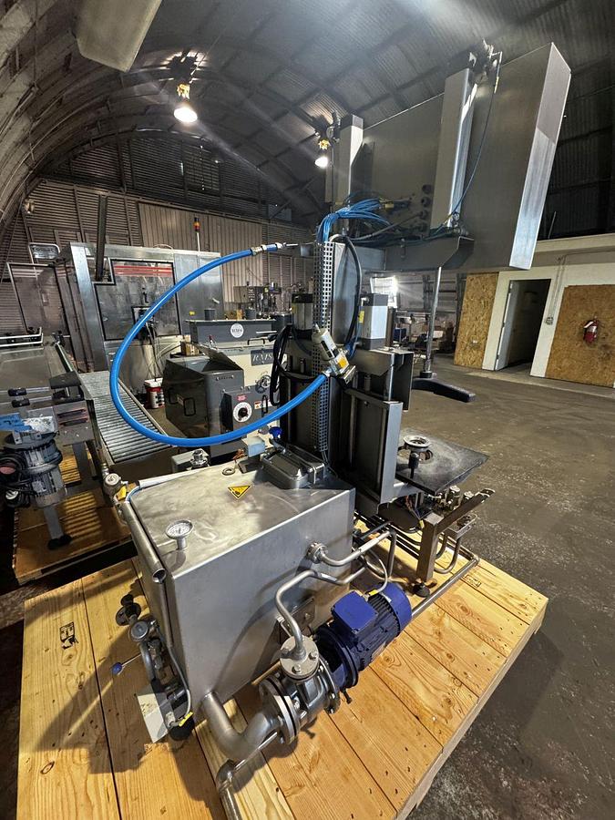 Used Used KHS Innokeg KegBoy keg cleaner/filler