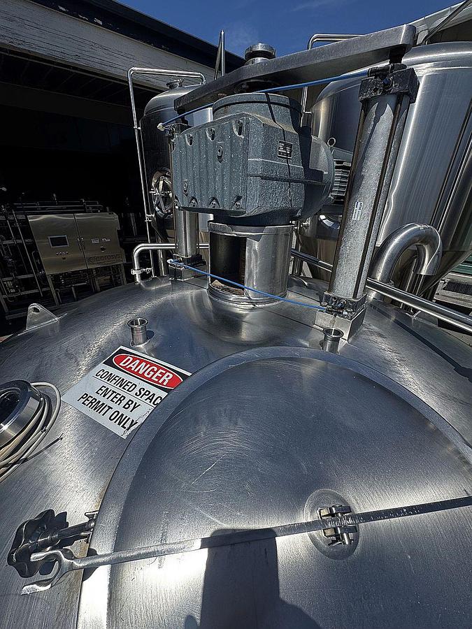 Used Used BSV Blackstone 30 bbl / 930 Gal jacketed Mashtun / mix tank