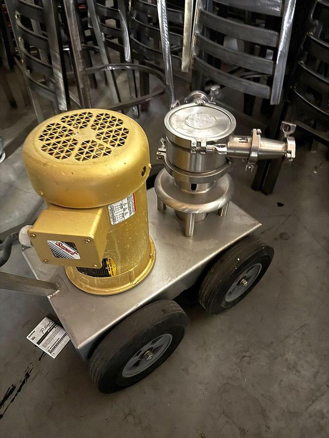 Used Used 2" US-FIP flexible Impeller Pump With Cart And VFD