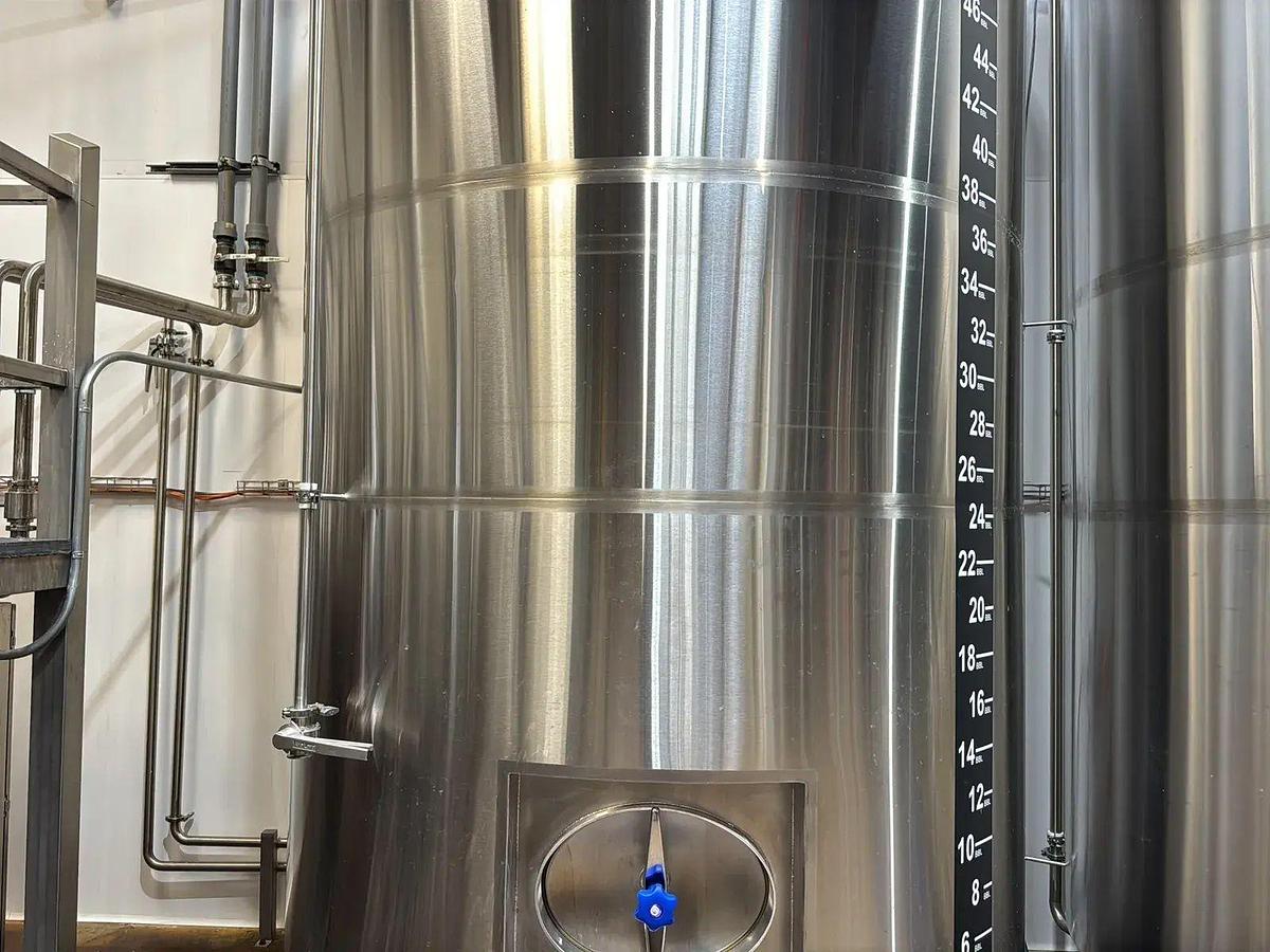 Used Used Brewbilt Manufacturing 80 bbl Electric Hot Water Tank