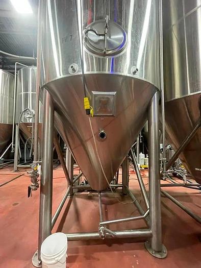 Used (4) available - Used Marks Fabrication 120bbl / 3720Gal Fermentation Tanks