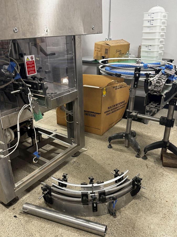 Used Used CIME Gold 6-6-1 Counter Pressure Bottle Filling Line