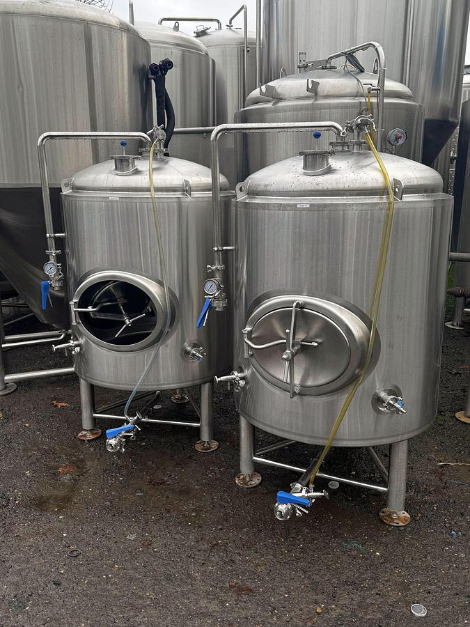 Used (4) Available - Used 5 bbl / 155 gal jackete brite/ storage tanks