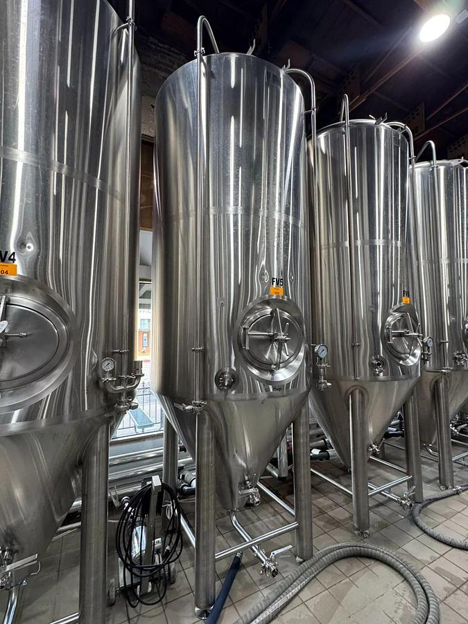 Used (1) Available - Used JT Brewing 20 bbl / 620Gal jacketed fermenter