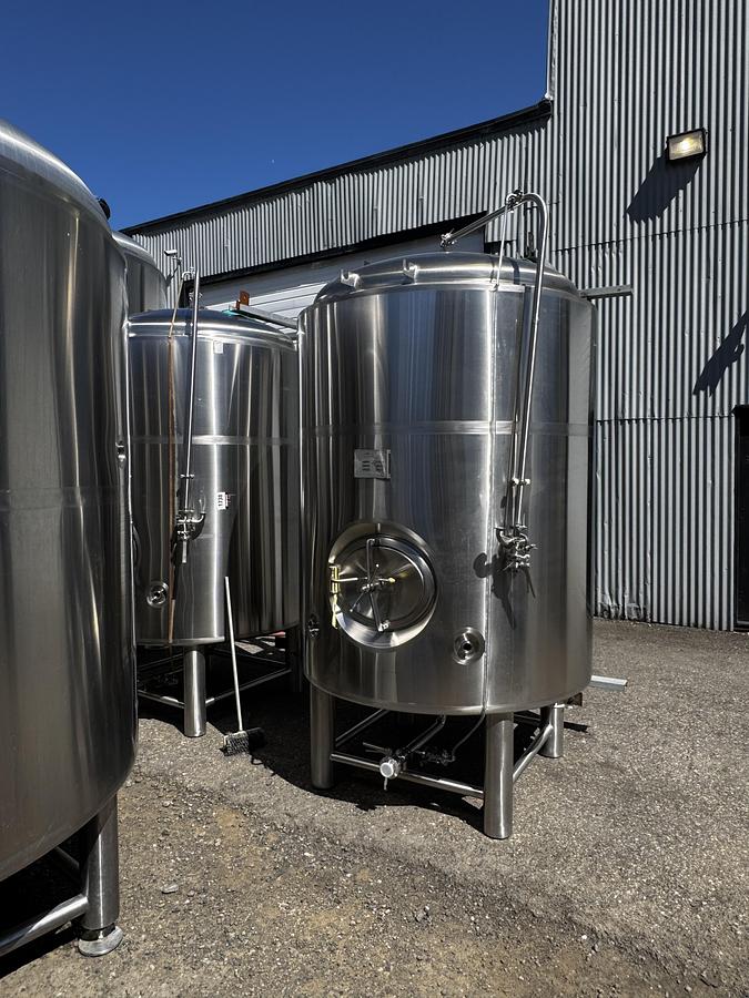 Used (2) Available - Previously sold 20 bbl/2500L/660Gal jacketed brite tank
