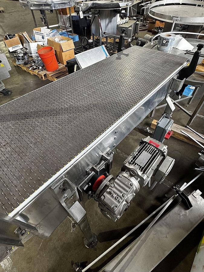 Used Used Bevco Mat top belt conveyor