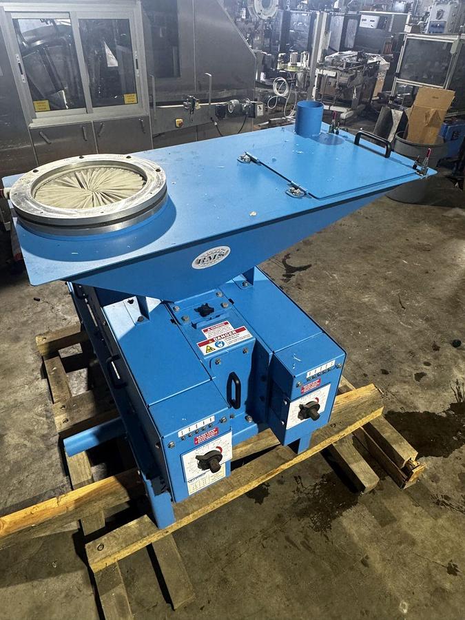Used RMS 2 roll mill with bulk/super sack frma and infeed attachment