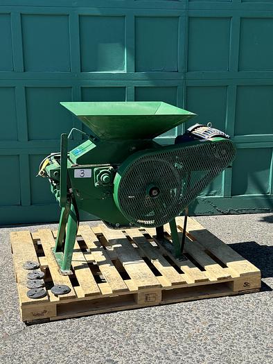 Used Used Apollo Sven 2-roll Grain Mill