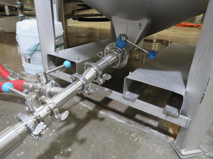 Used Used Shafer 264 Gallon single wall brite tank