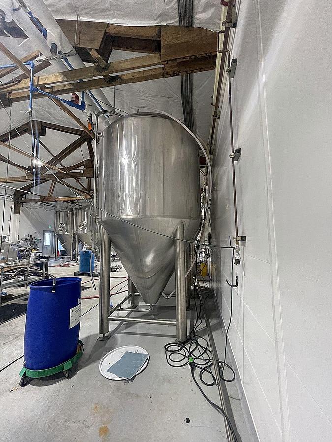 Used (6) Available - Used 40 bbl / 1240 Gal Jacketed Fermenter / Storage Tank