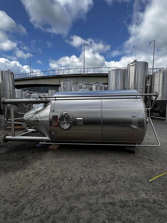 Used (1) Available - Used Marks Fabrication 60 bbl / 1860 Gal Jacketed Brite Tanks