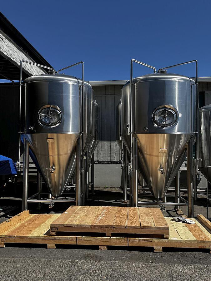 Used (4) Available - Unused GW Kent 40 bbl conical fermenter - price per tank