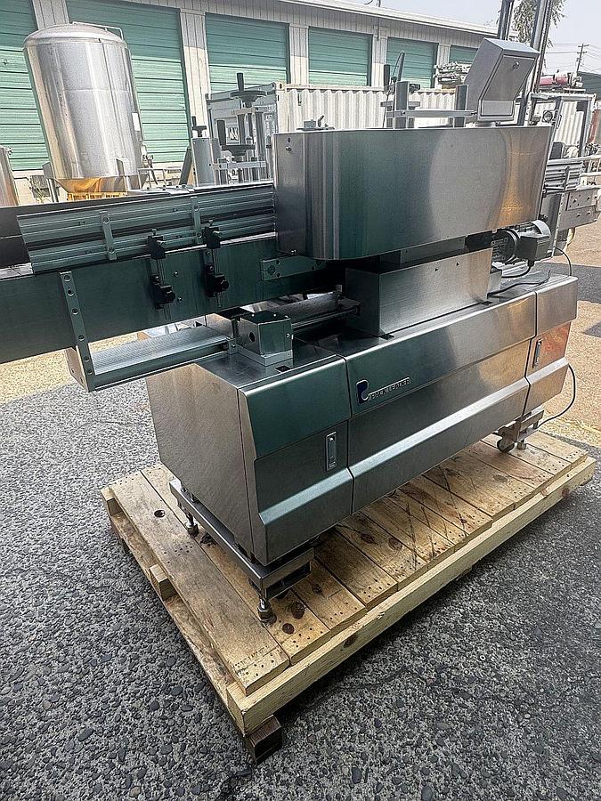 Used Used Pack Leader PRO 516 pressure sensitive labeler