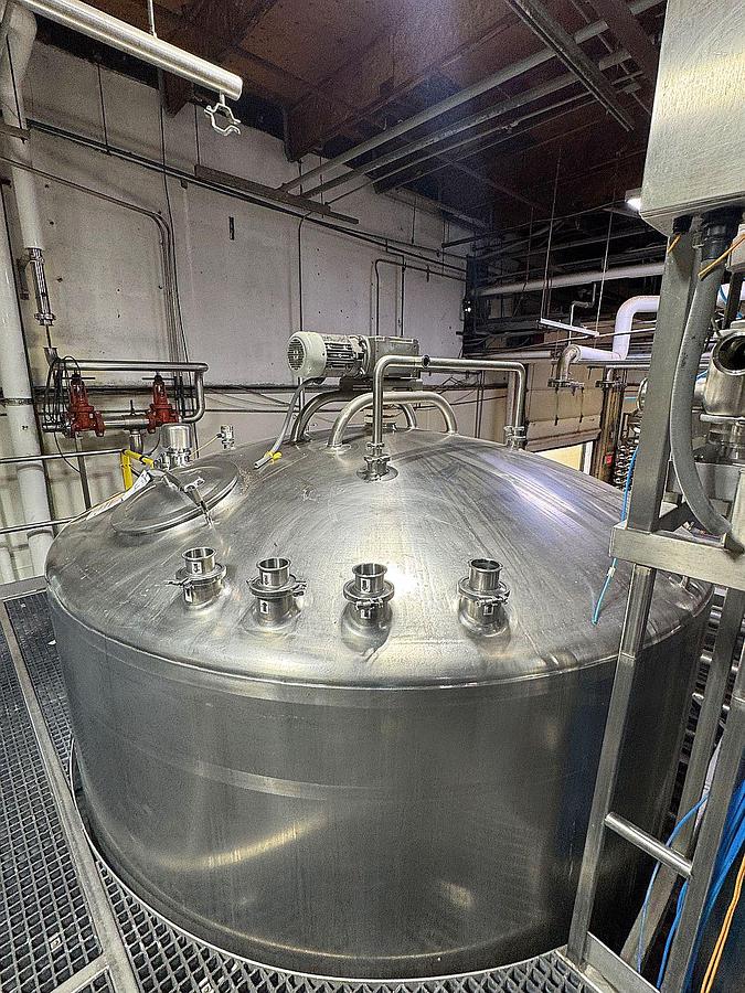 Used (6) Available - Feldmeier 5000 Gallon Insulated Dome Top Mix Tank
